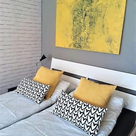 Apartament Blisko Morza - Yellow Stone กดัญสก์ ภายนอก รูปภาพ